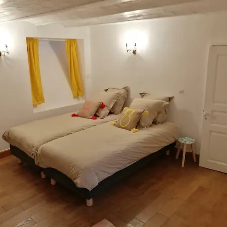 Miss Valade Of Apartmán *